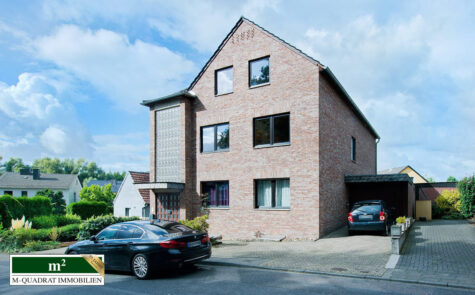 Zweifamilienhaus mit viel Potential in Seenähe, 40627 Düsseldorf, Zweifamilienhaus