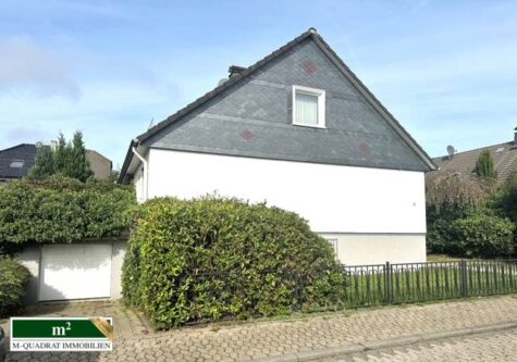 Solides Ein- Zweifamilienhaus in Wipperfürth in ruhiger Lage, 51688 Wipperfürth, Einfamilienhaus