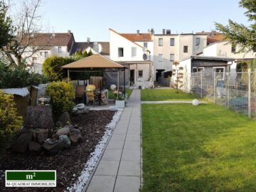 Kernsaniertes Hinterhaus mit großem Garten in zweiter Reihe ruhig gelegen, 42699 Solingen, Haus