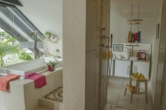 Dusche und Badewanne - Exklusives EFH mit modernster Technik und ELW in Remscheid!