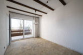 Raum I - Schöne und gepflegte ETW mit großem Sonnenbalkon und inklusive Garage in bevorzugter Lage von Wald