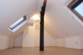 DG - Schöne und sanierte Maisonettewohnung in Solingen Wald